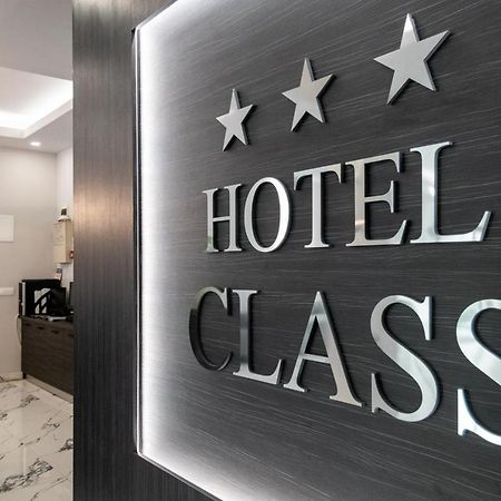 Hotel Class Oradea Eksteriør bilde