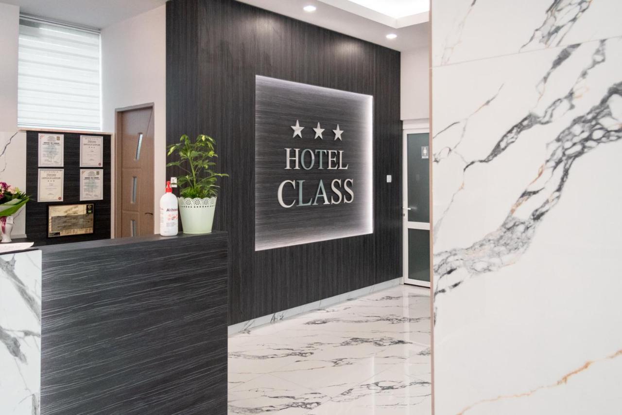 Hotel Class Oradea Eksteriør bilde